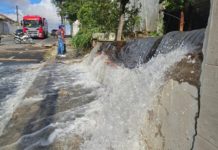 Rompimento de reservatório causa morte e destruição em Campina Grande