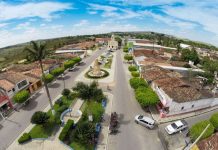 Governador Paulo Dantas e prefeito Leandro Silva inauguram obras dos programas Pró-Estrada e Minha Cidade Linda em Junqueiro (AL)