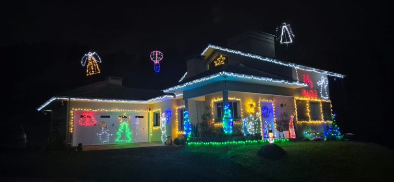 A Prefeitura de Bayeux lançou o Concurso Natal de Luz 2025