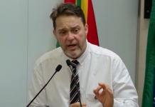 Vereador Alex Freitas – PSB, critica ausência da direção do Hospital em audiência Pública, como também mudanças no atendimento na Saúde em Frutal – MG