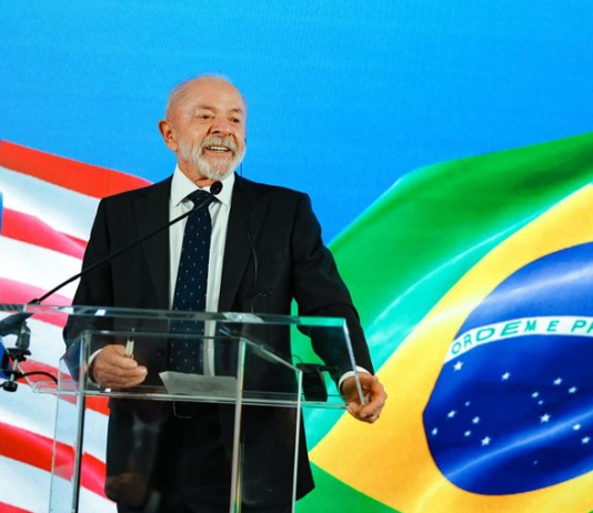 Lula diz ao Washington Post que Brasil “não precisa se curvar a ninguém” e defende relação pragmática com Trump