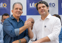 Léo Bezerra oficializa apoio a Nabor Wanderley e muda o desenho da disputa pelo Senado na Paraíba